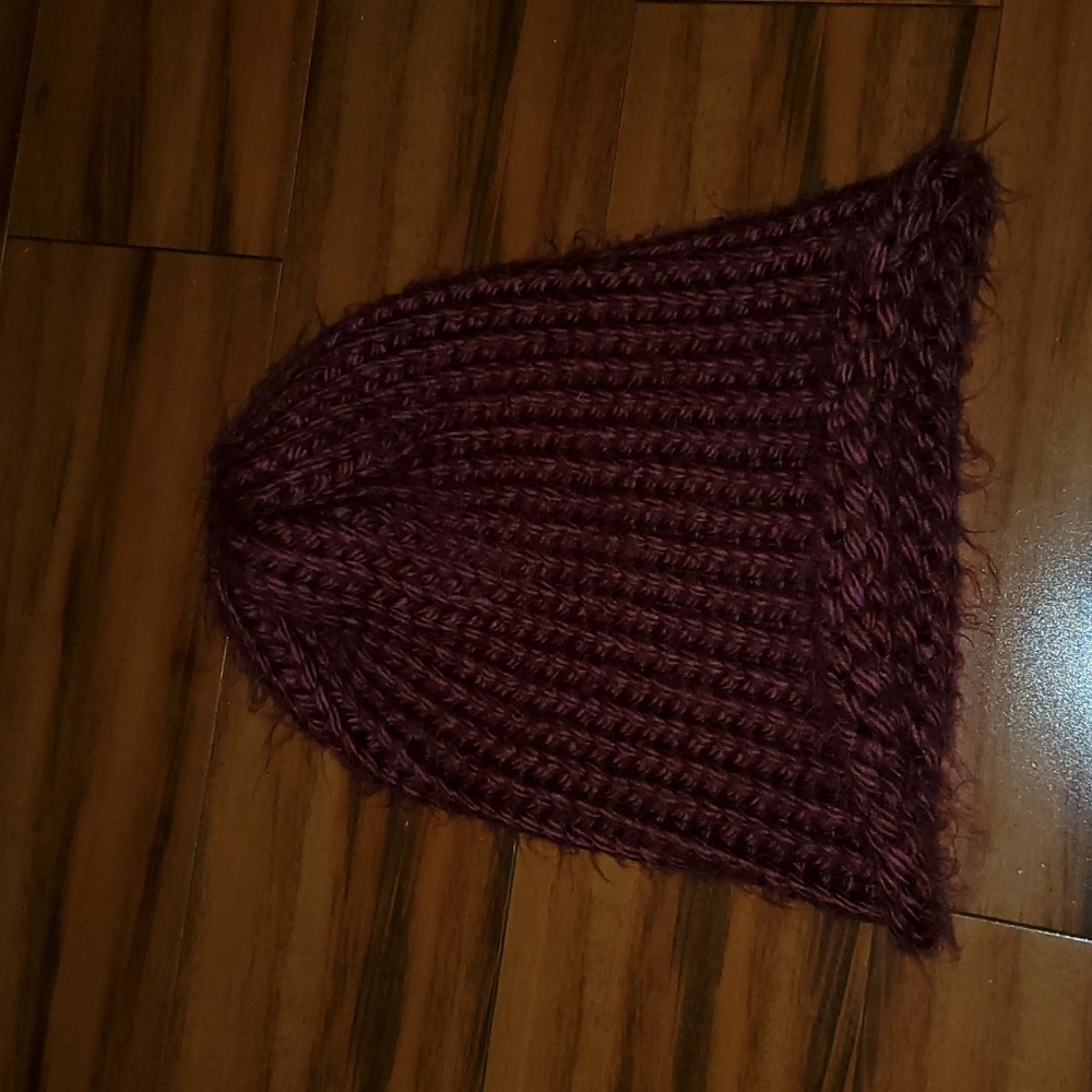 Burgundy beanie
